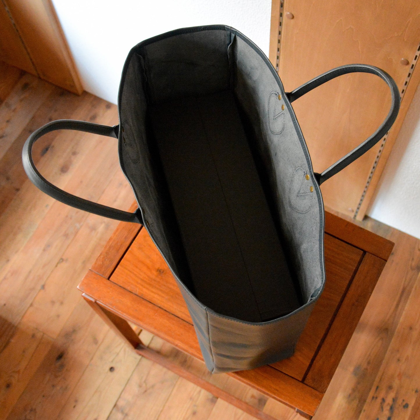 ALL LEATHER BASIC TOTE BAG CAMEL